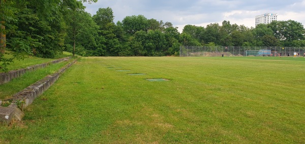 Zentrale Hochschulsportanlage Platz 12 - München-Milbertshofen-Am Hart