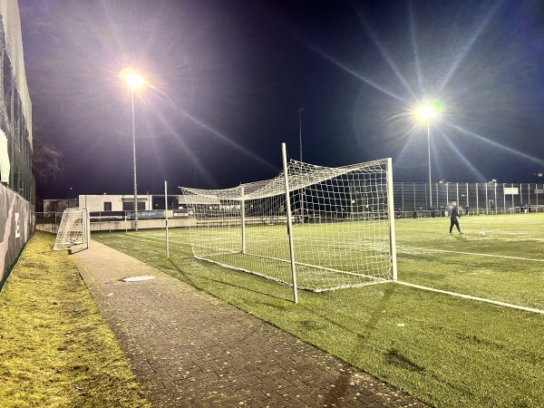 Sportanlage am Wiesenborn Platz 2 - Bad Homburg vor der Höhe-Kirdorf