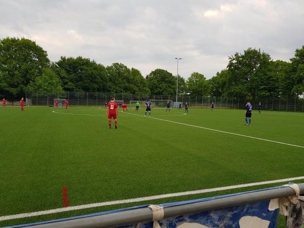 Edmund-Plambeck-Stadion Nebenplatz 2 - Norderstedt-Garstedt