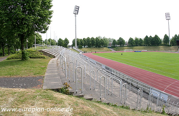 Parkstadion im Sportpark - Baunatal-Altenbauna