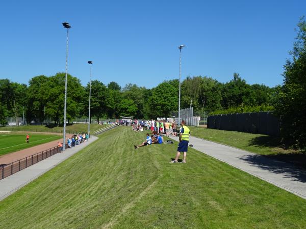 Helmut-Rahn-Sportanlage - Essen/Ruhr-Frohnhausen