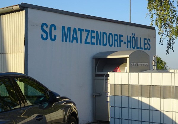 Sportplatz Matzendorf-Hölles - Matzendorf-Hölles