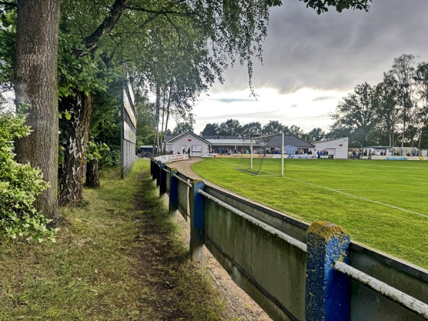 Sportanlage Am Birkenbruch - Lippstadt-Lipperode