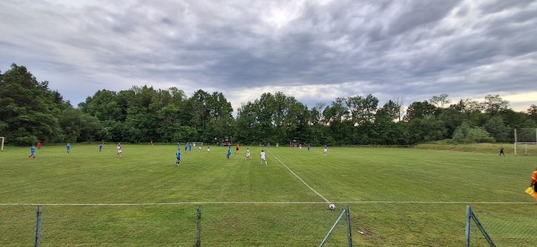 Boisko w Dziwiszówie - Dziwiszów
