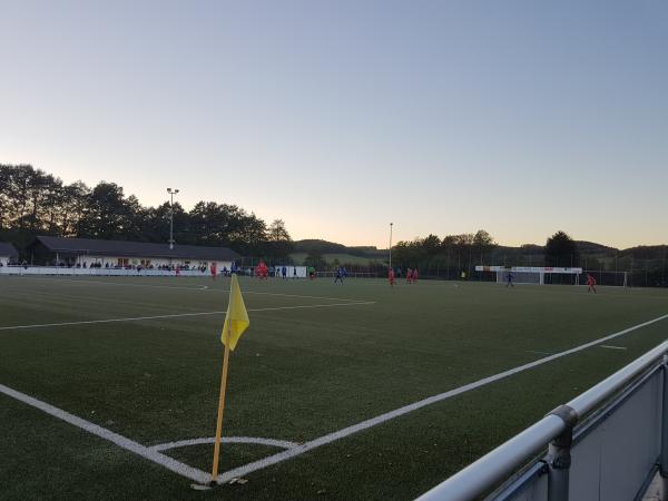 Sportplatz Zur Vogelstange - Drolshagen-Iseringhausen