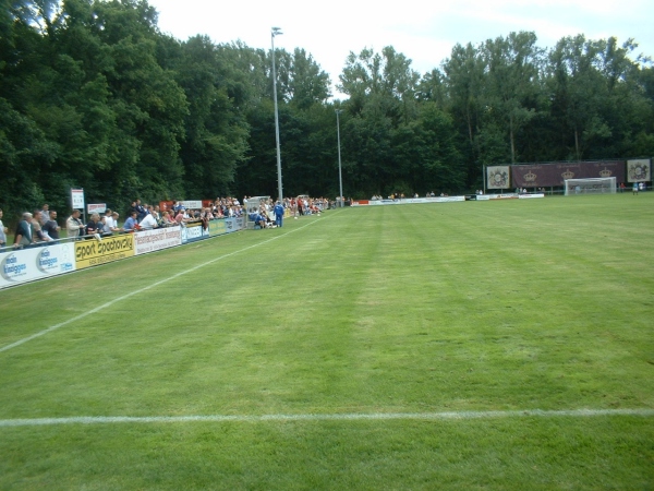 Sportplatz am Wald   - Bruchköbel