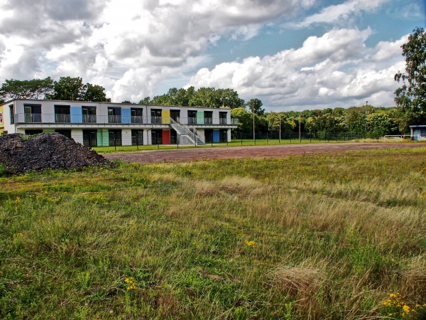 Volksparkstadion Nebenplatz 3 - Duisburg-Rheinhausen