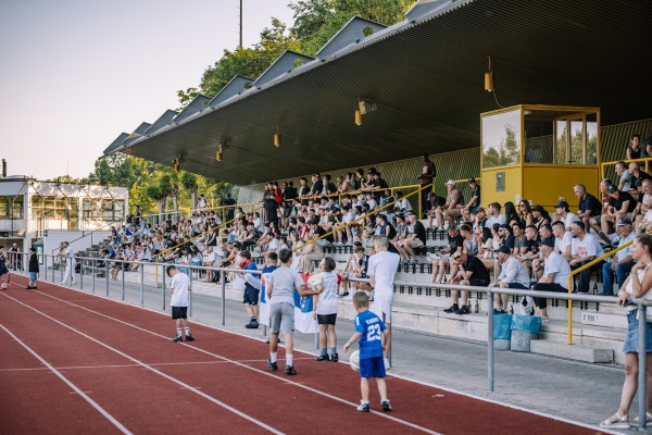 Josef-Bestler-Stadion - Aichach