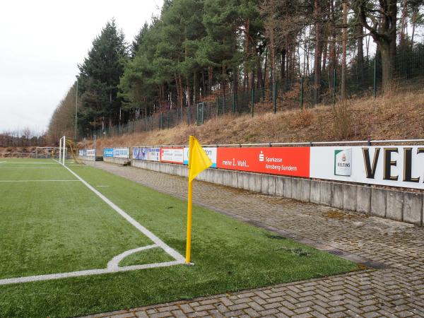 Sportplatz am Bergmer - Sundern/Sauerland-Stockum