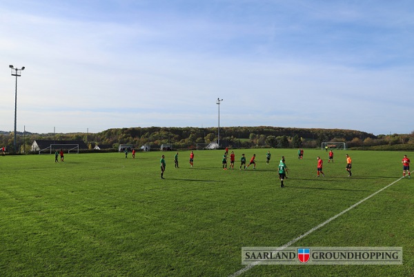 Stade du Loeberg - Etzling