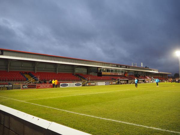 The Chigwell Construction Stadium - London-Dagenham, Greater London