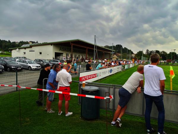 Sportplatz Oberdorf - Oberdorf