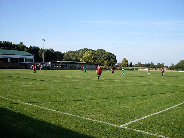 Burgemeester Marcel Sleurs Stadion - Pelt-Lindelhoeven