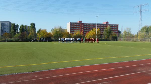 Sportplatz Lichtenhainer Straße - Berlin-Hellersdorf