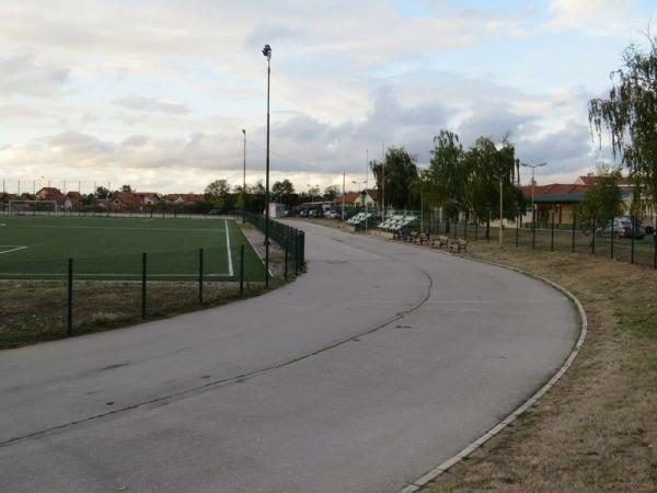 Stadion FK Lazaverac - Lazaverac 