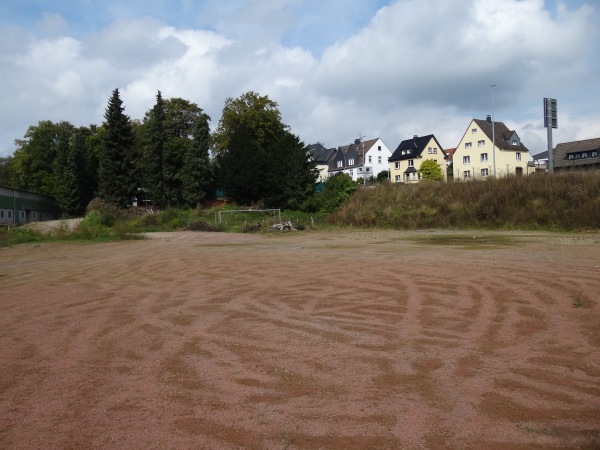 Röntgen-Stadion Nebenplatz - Remscheid-Lennep