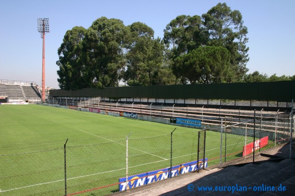 Estádio Abel Alves de Figueiredo - Santo Tirso