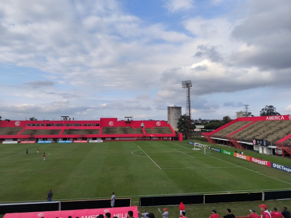 Estádio Giulite Coutinho - Mesquita, RJ