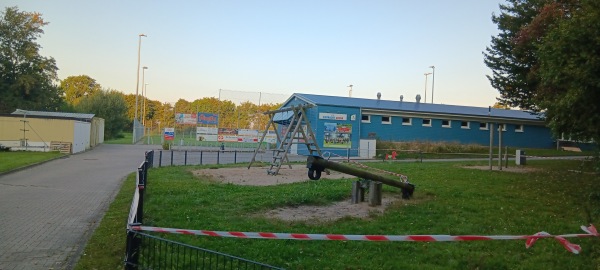 Schul- und Sportzentrum Bad Segeberg B-Platz - Bad Segeberg
