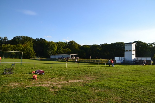 Bezirkssportanlage Franzsches Feld B-Platz - Braunschweig