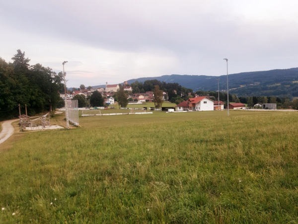 Schloßbergstadion Nebenplatz - Kollnburg