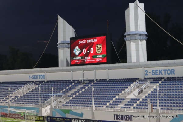 Lokomotiv stadioni - Toshkent (Tashkent)