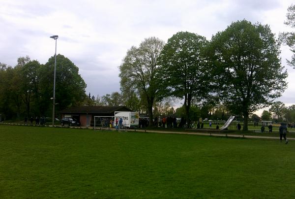 Sportanlage Roseburger Straße B-Platz - Güster/Lauenburg