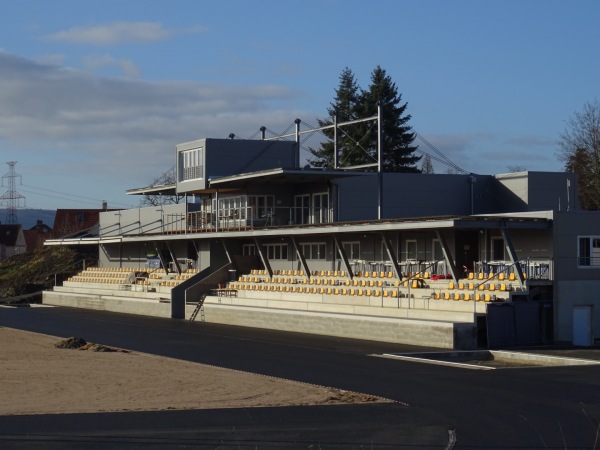 Haupttribüne nach dem Umbau