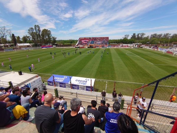 Estadio República de Armenia - Ingeniero Maschwitz, BA