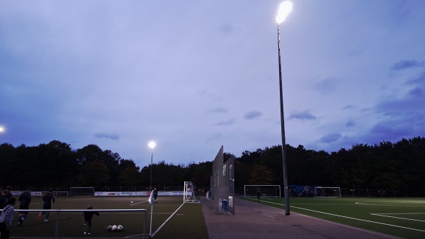 Sportplatz Albert-Einstein-Gymnasium - Duisburg-Rumeln