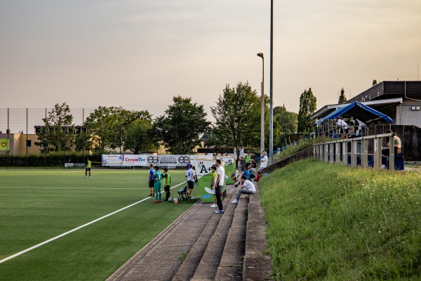 Walter-Mundorf-Stadion Nebenplatz - Siegburg