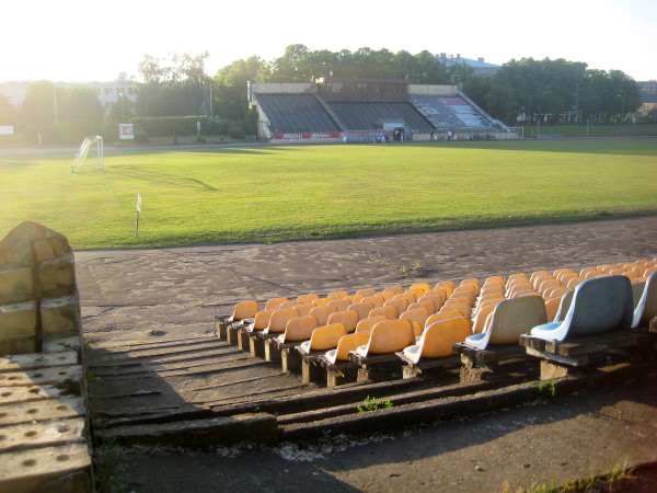 Latvijas Universitātes stadions - Rīga (Riga)