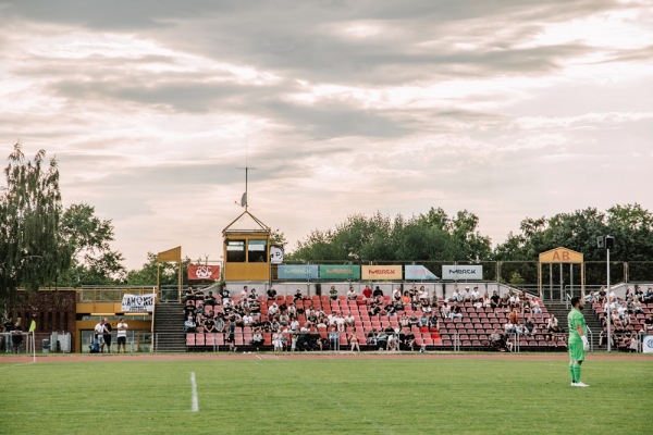 Leichtathletikstadion im Bürgerpark Nord - Darmstadt-Fasanerie
