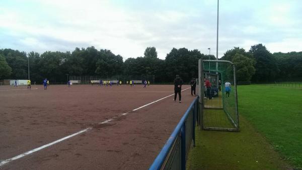 Bezirkssportanlage Gnadental Platz 2 - Neuss-Gnadental