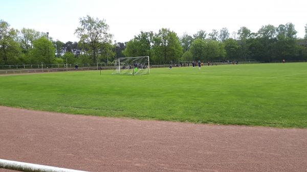 Stadion Sander Tannen - Hamburg-Bergedorf