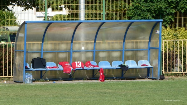 Stadion Osiedlowy w Radwanicach - Radwanice
