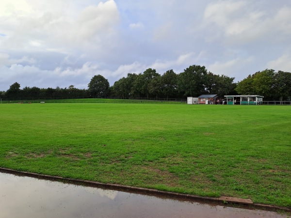 Sportanlage an der Schule - Osdorf