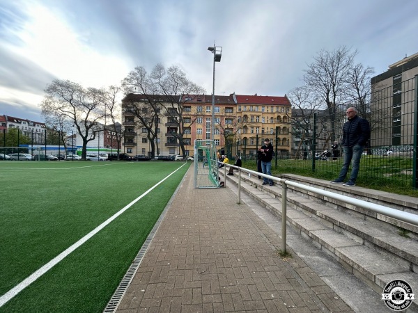Innsportplatz - Berlin-Neukölln Innsportplatz - Berlin-Neukölln
