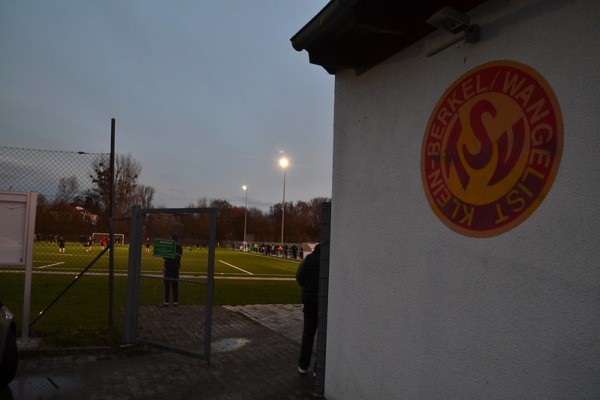 Sportanlage Hohe Linden B-Platz - Hameln-Klein Berkel