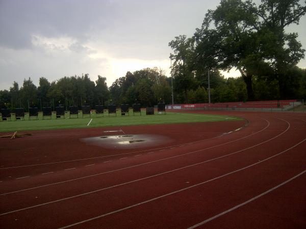 Stadion im. Orla Bialego Boisko obok - Legnica
