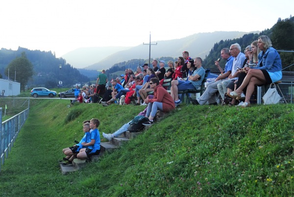 Sportplatz Himmelberg - Himmelberg