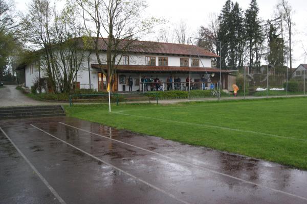 Sportanlage am Volksfestplatz - Isen