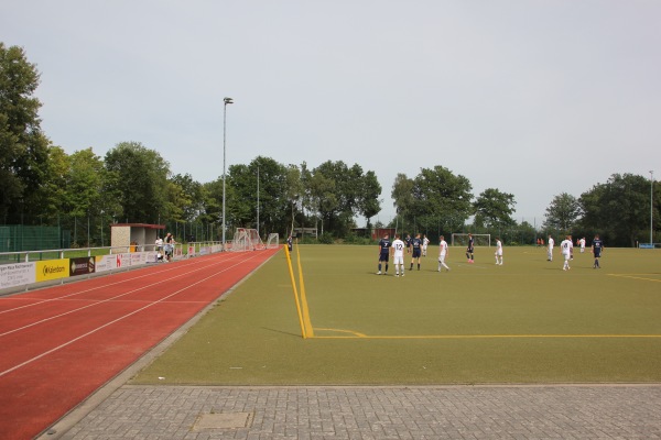 Sportplatz am Blauen See - Vettelschoß