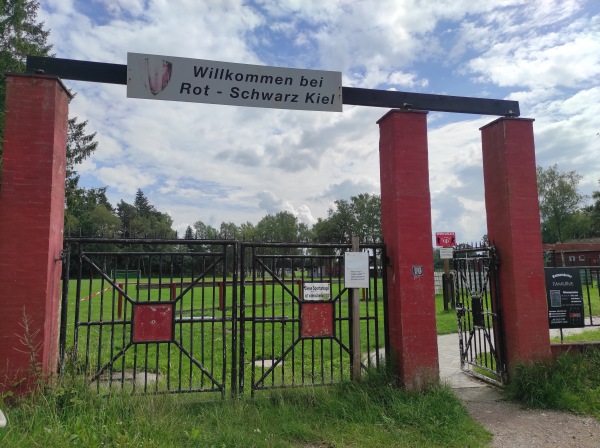 Sportanlage Kieler Weg - Kiel-Neumeimersdorf