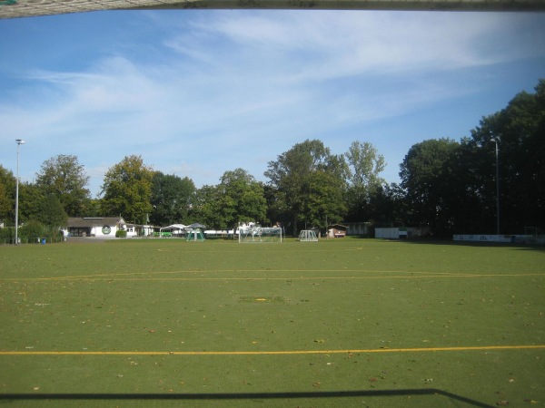 Sportplatz Tannenbergstraße - Leverkusen