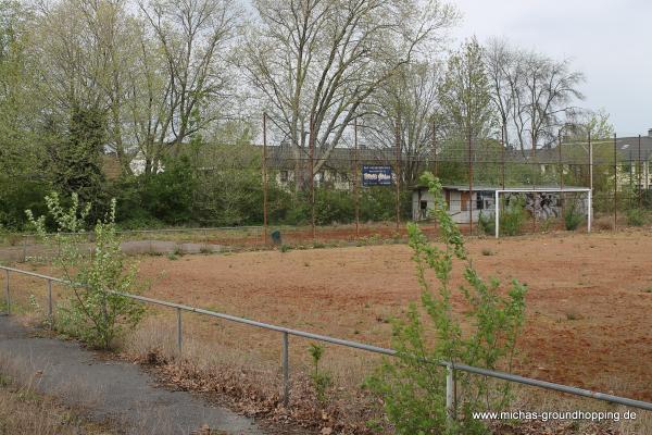 Sportplatz Serlostraße - Essen/Ruhr-Altendorf