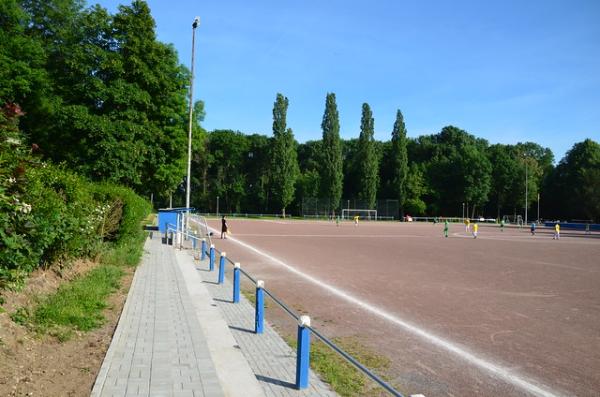 Sportplatz Im Wäldchen - Moers-Scherpenberg