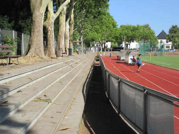 Stadion Sommerdamm - Rüsselsheim/Main