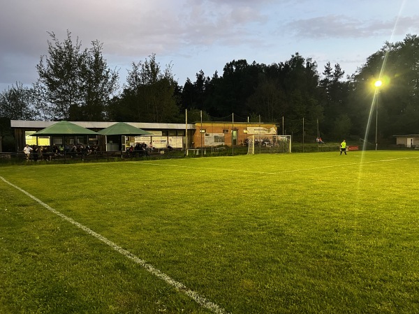 Waldstadion Roteneck - Waldleiningen