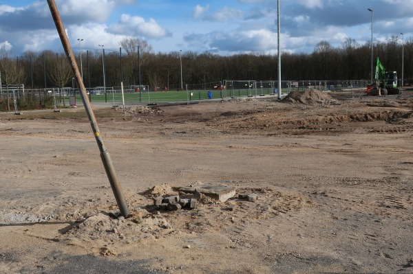 Bezirkssportanlage Am Wald - Düsseldorf-Hassels